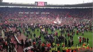 preview picture of video 'Southampton v Coventry 28/04/2012 - Final Whistle, Pitch Invasion'