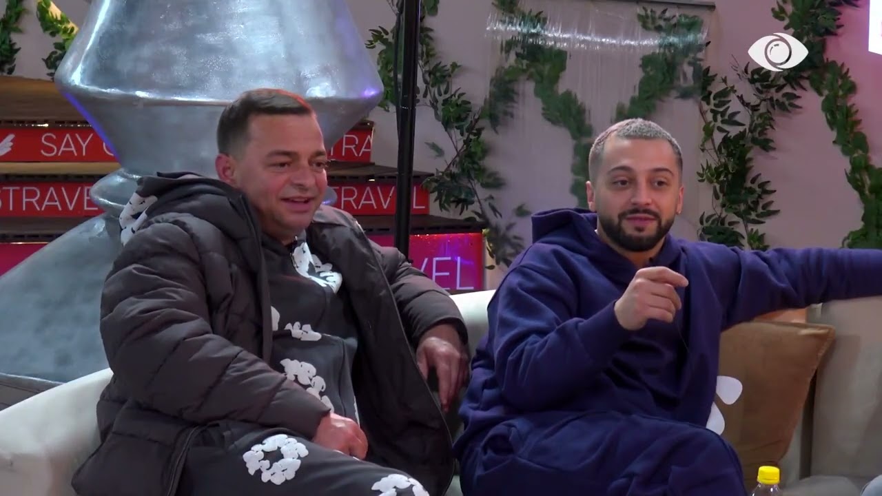 “Do tu ndryshojmë vendet e gjumit…”/ Propozimi i Eglit si një nga rregullat e grupit