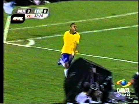 jugadota de robinho y gol de elano