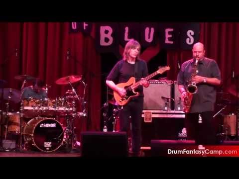 Gavin Harrison Performs at Drum Fantasy Camp 2011