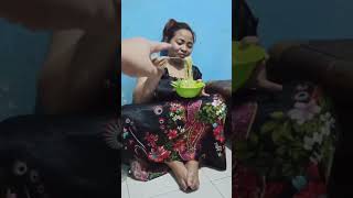 Download lagu cewe makan nya banyak bangettt #lucu #funny #shorts #banyaksubscriber mp3