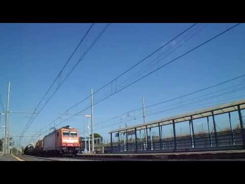 E186.908 ex "LINEA" sul MRS 55321 Ferrara - Maddaloni Marcianise, in transito a Torricola