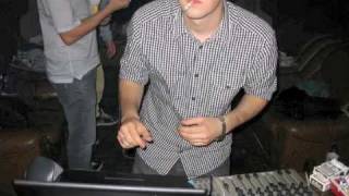 Van She - Strangers (Strip Steve Remix)