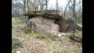 preview picture of video 'Prayssac les dolmens 19 03 15'