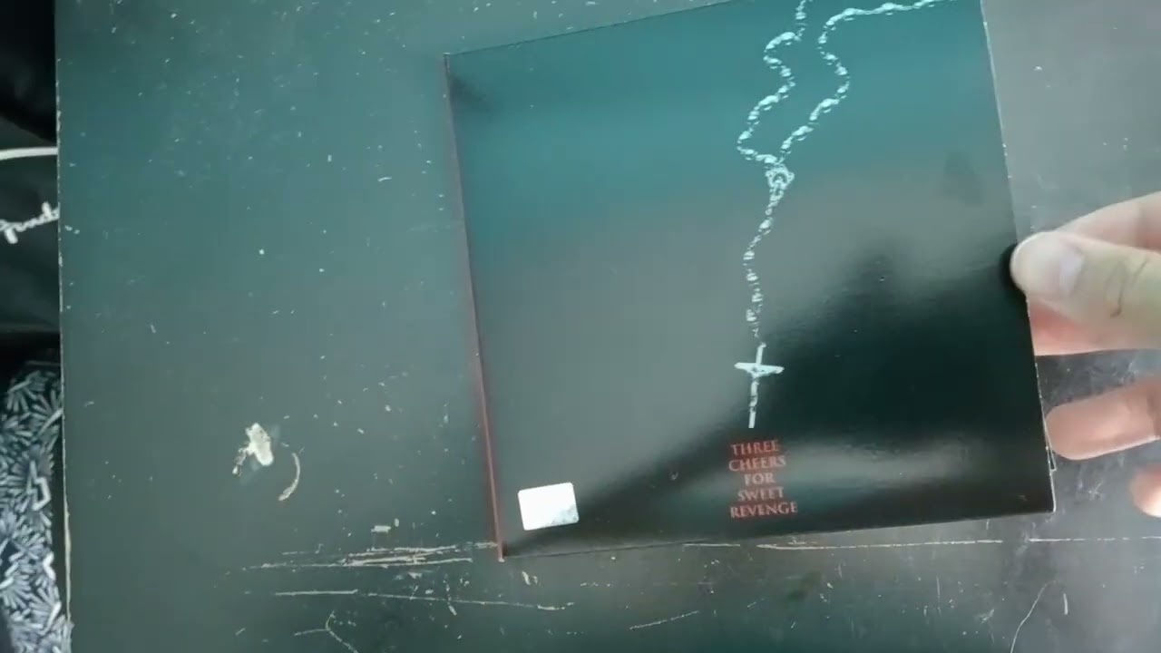 Three Cheers For Sweet Revenge (Deluxe Edition) CD