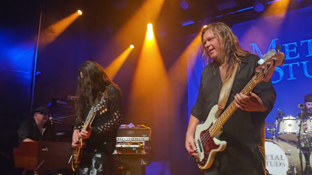 The metal studs ‪@debosuil‬ 18 mei 2024