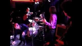 DumDumBoys "Big Black Car" live in 114 Paris
