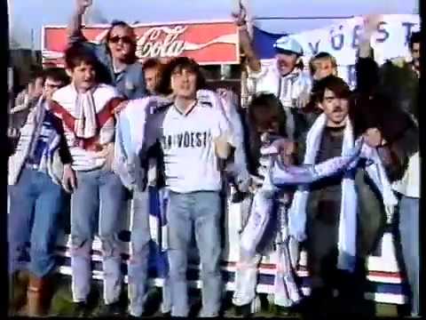 VOEST Linz Fans feiern Uwe Schmidt