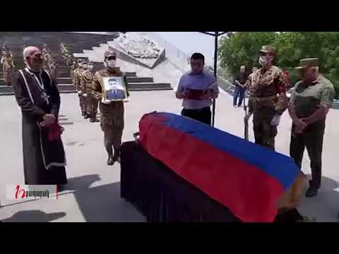 Եռաբլուրում ամփոփեցին Արցախի հերոս Դավիթ Առուշանյանին