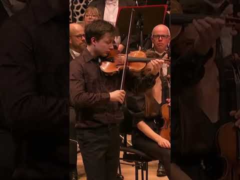 When the orchestra is in tears during your encore... #classicalmusic #violin #bach