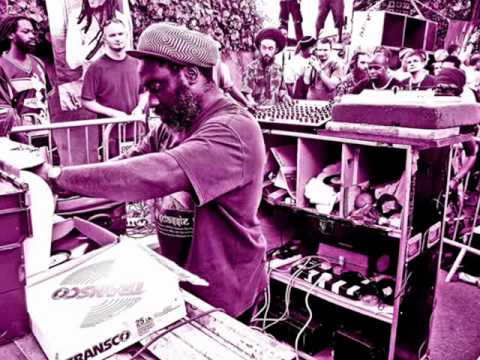 Mikey Dread - 10 - Dreadlocks Dub