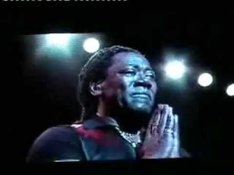 Bruce Springsteen Introduces Clarence Clemons