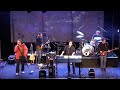They Might Be Giants perform "Sapphire Bullets of Pure Love" in reverse