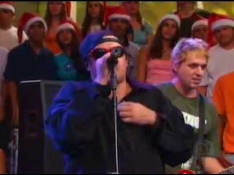 Charlie Brown Jr - Lugar ao sol ao vivo no Programa Altas Horas em 2003