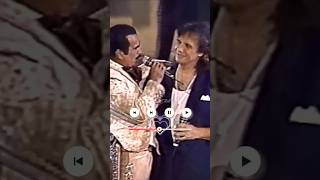 Vicente Fernández &amp; Roberto Carlos - Aunque Mal Paguen Ellas