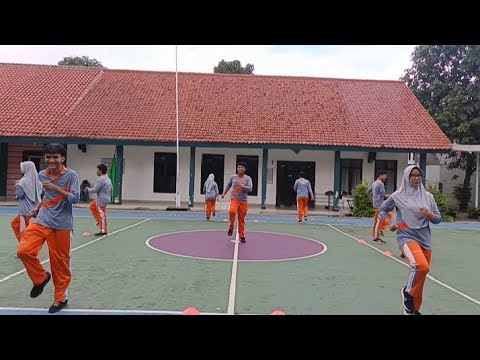 UJIAN PRAKTIK PJOK "SENAM PRAMUKA" KELOMPOK 4