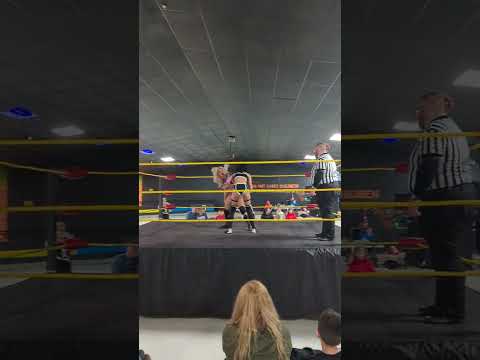 a clip of Nurse Mika vs Emily Jaye( black gear) from PWL this past Sunday #wrestling