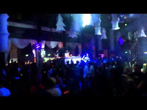 MAXCHERRY INTRO LIVE @ NIKKI BEATS, TON-FABRIK