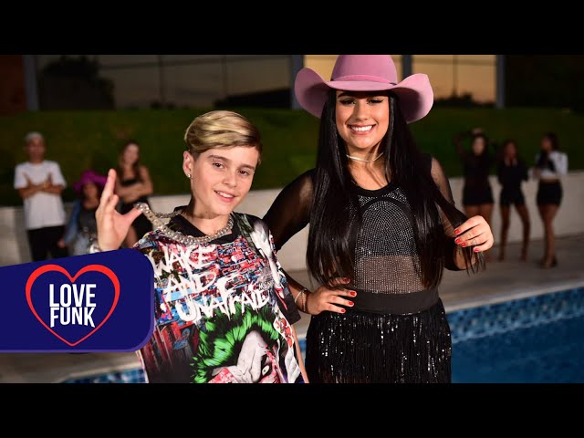 Download SÓ UM SELINHO – Giovana Martynns ft. E o Mandrakinho