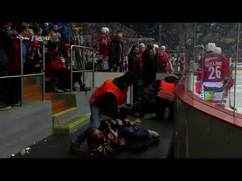 Trenéra Lubinu napadli dva fanoušci Hradce