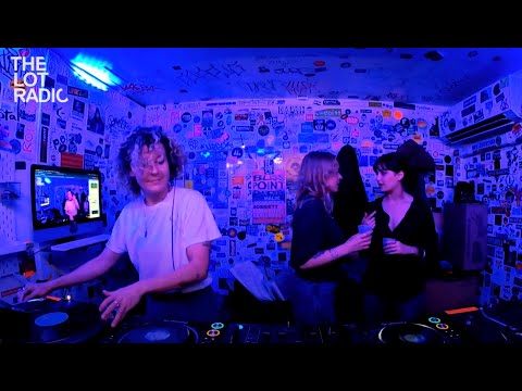 tINI @TheLotRadio (May 13th 2022)