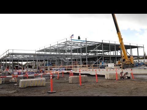 New Bend pharmaceutical plant hits major construction milestone
