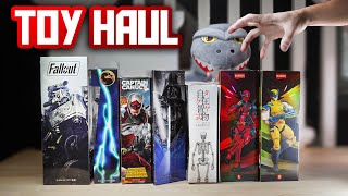 I open over 25 Action Figures from a CRAZY Package Delivery - Mail haul 1