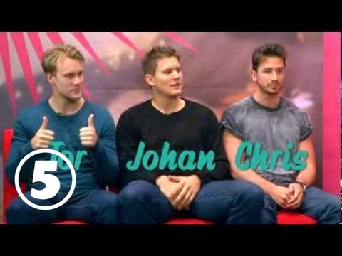 De vet du gästar Med Clara Henry