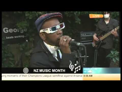 Sola Rosa Perform Live on Sunrise | 2009