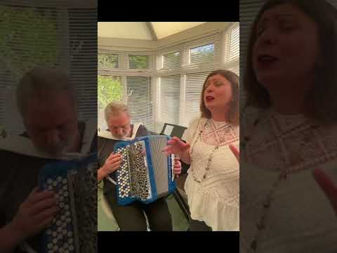 Fintan & Lisa Stanley - Vaya Con Dios