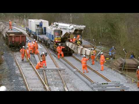 Mostyn 26.2.2017 - Balfour Beatty Kirow Crane DRK 81611  in action - Colas class 56