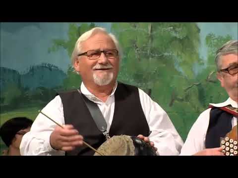 DEVET JIH JE RODILA  -  PORINI PA POČINI