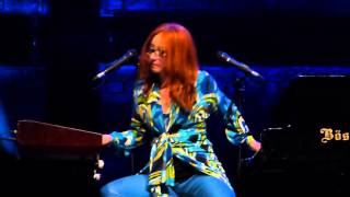 Tori Amos, Brussels, May 28th 2014: Marys of the Sea