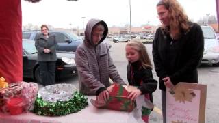 preview picture of video 'I Am Dixie Highway $5 Christmas Miracle 2013'