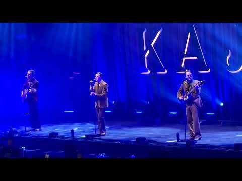 KAJ on Ice - Älska en gubb - Helsingin jäähalli 25.10.2025