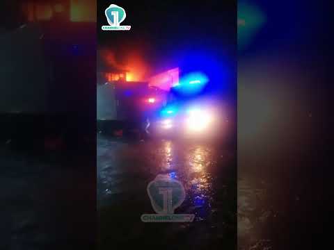 Fire Erupts at Accra Central Police Annex | Four Fire Engines Deployed
