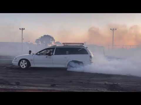 BIGGSUSS RUNNING A MUCK ON EXSPRESION SESSION AT WYALLAH TYRE FRYER