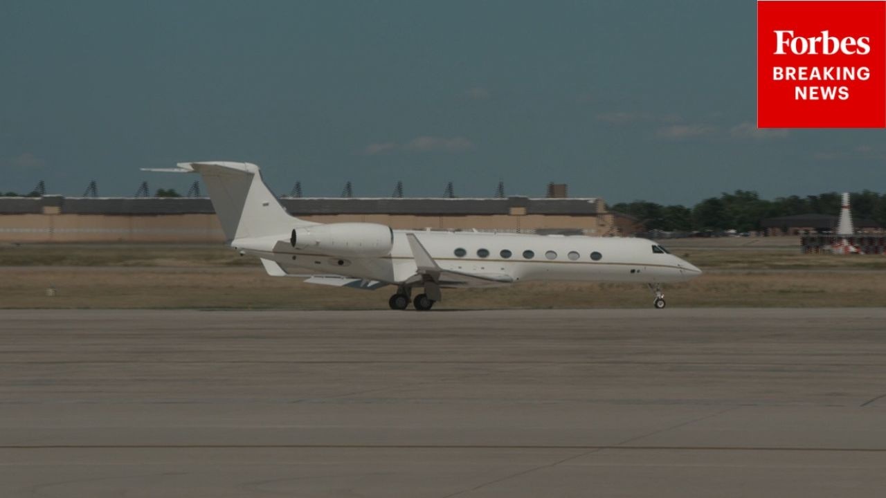 Video | BREAKING NEWS: JD Vance Departs To Switzerland For Iran Talks