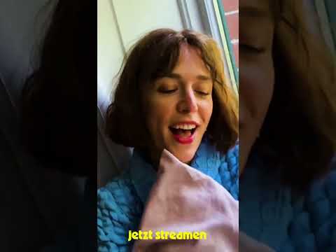 NIE NACH PARIS ist da 😍🐩 schon gehört? #nienachparis #outnow