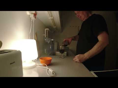 MongoTV_11487 - Del 1 - SPISER SKÅL HYGGE SLIK TIRSDAG AFTEN