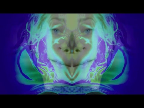 Johanna Juhola // Nightmare on the playground / Painajainen leikkikentällä.