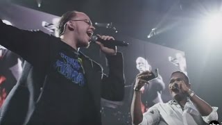 Singing Cashier Takes the Stage with Maxwell