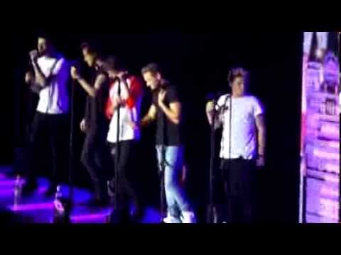 One Direction Change My Mind Brisbane, Australia 21/10/2013