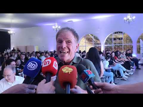 Bottini reúne mais de 400 pessoas em palestra da ACIA e Sebrae