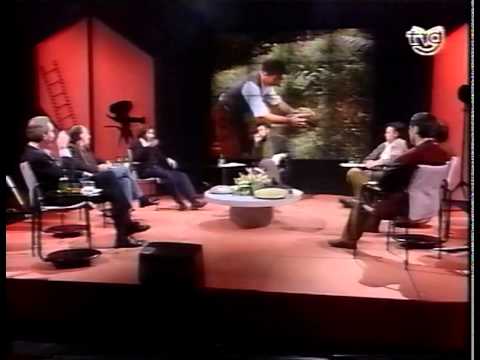 Vídeo: <cite>Homenaxe a Chano Piñeiro</cite>, especial  que recolle as súas intervencións na TVG desde 1985 ata 1995