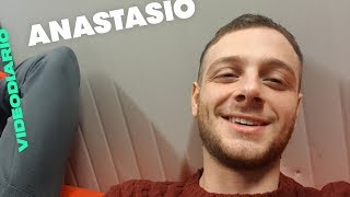 Il resoconto della settimana di Anastasio in compagnia di Leo Gassmann
