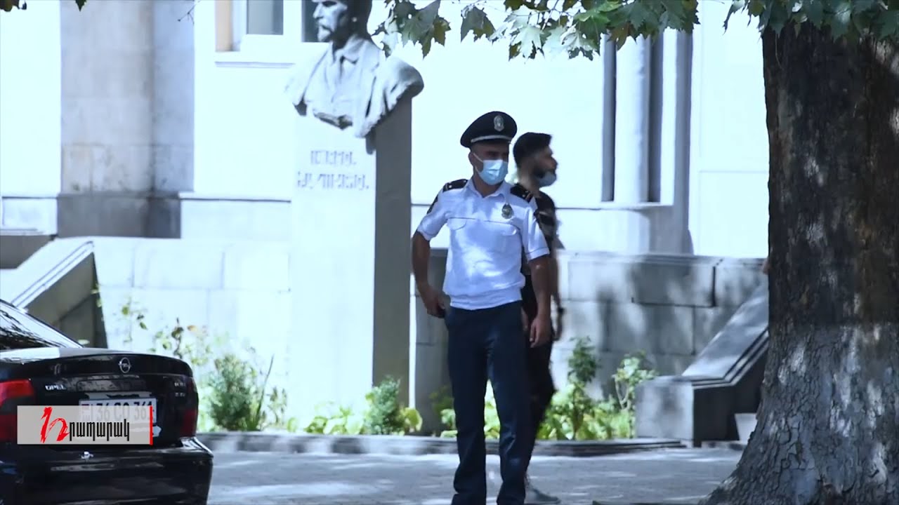 Ծնողներն ահազանգում են՝ ոստիկաններն այլևս չեն հսկում դպրոցականների տեղաշարժը