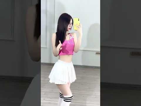双马尾弹力摇怎么能少的了我呢？ #双马尾弹力摇 #你的女友已上线