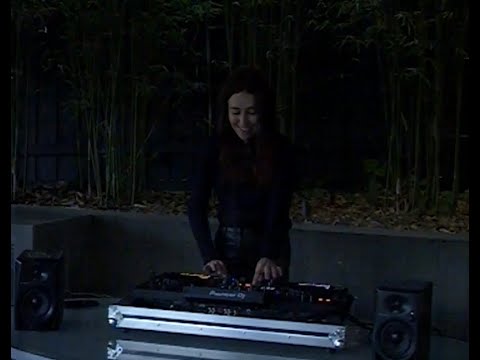 WGH presents THELMA (UK) with KIL.