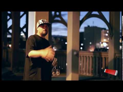 GILLY MAN GIRO  - EGGYWEGS